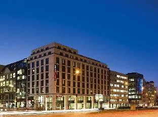 IntercityHotel Hamburg Hauptbahnhof-2